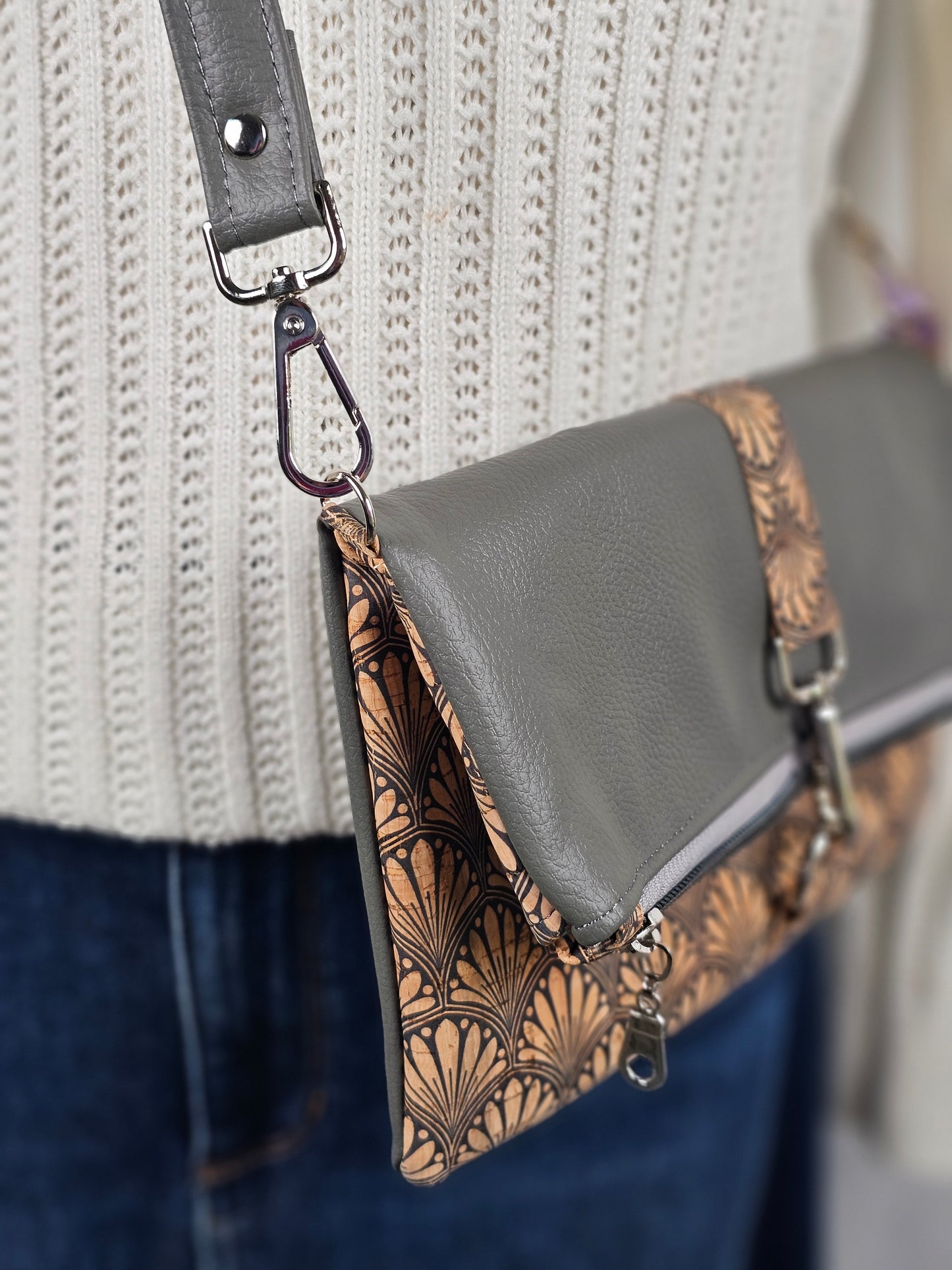 Art Deco Cork Fold-Over Crossbody Handbag with Faux Leather Accents & Adjustable Strap