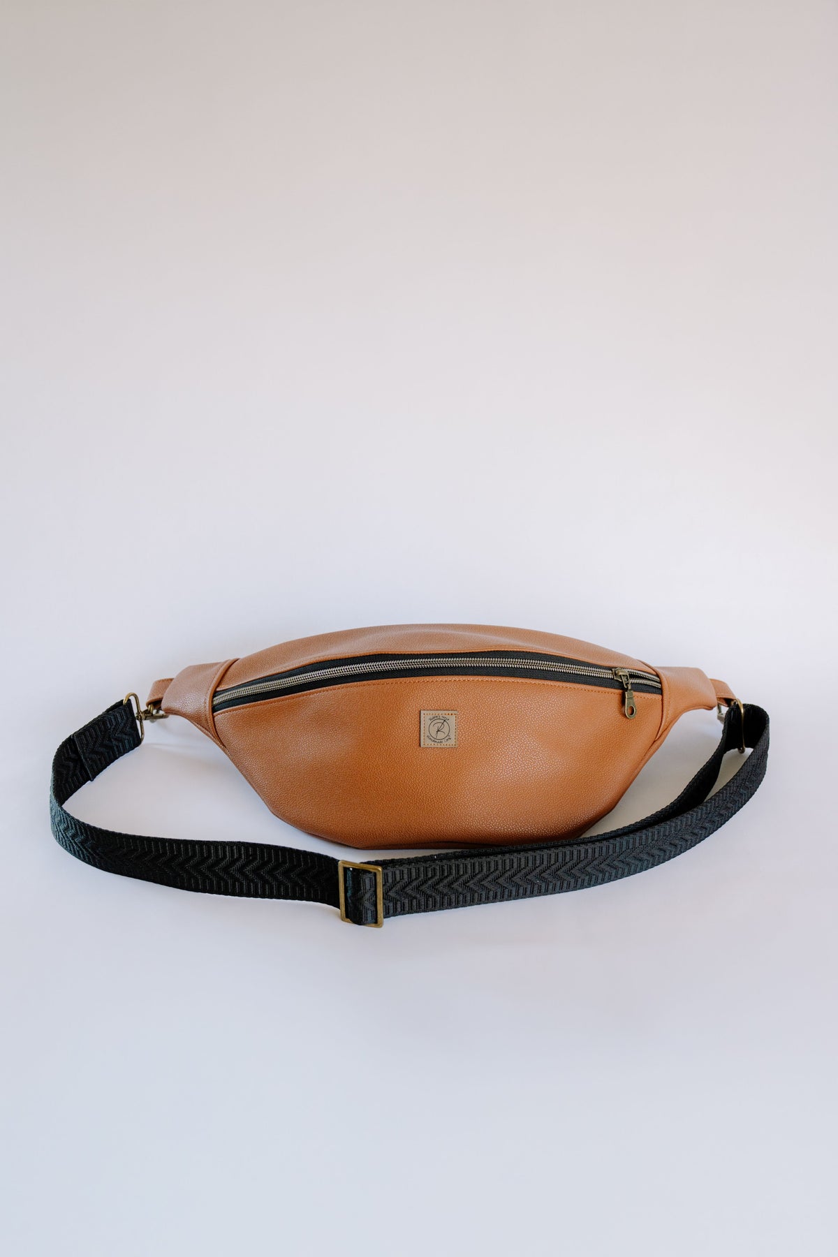 The Essential Sling Bag Brown