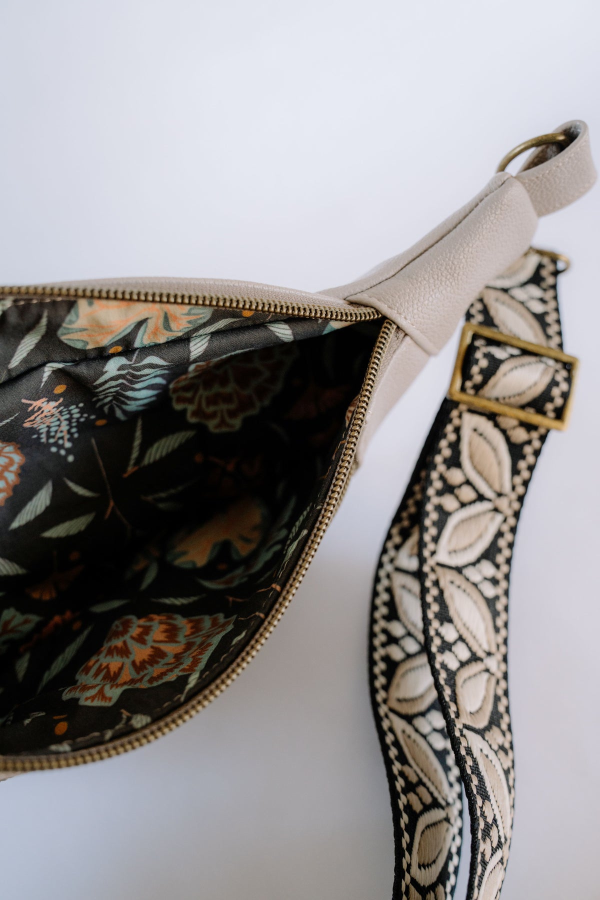 The Companion Sling Bag Grey