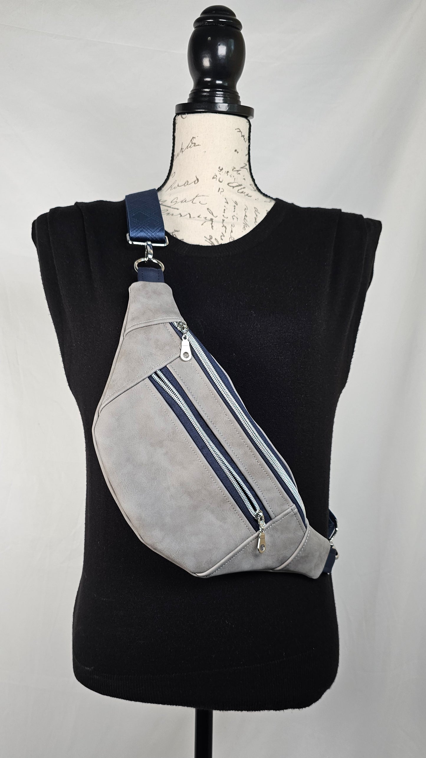 Ferris Bum Bag - Book Lover's Edition